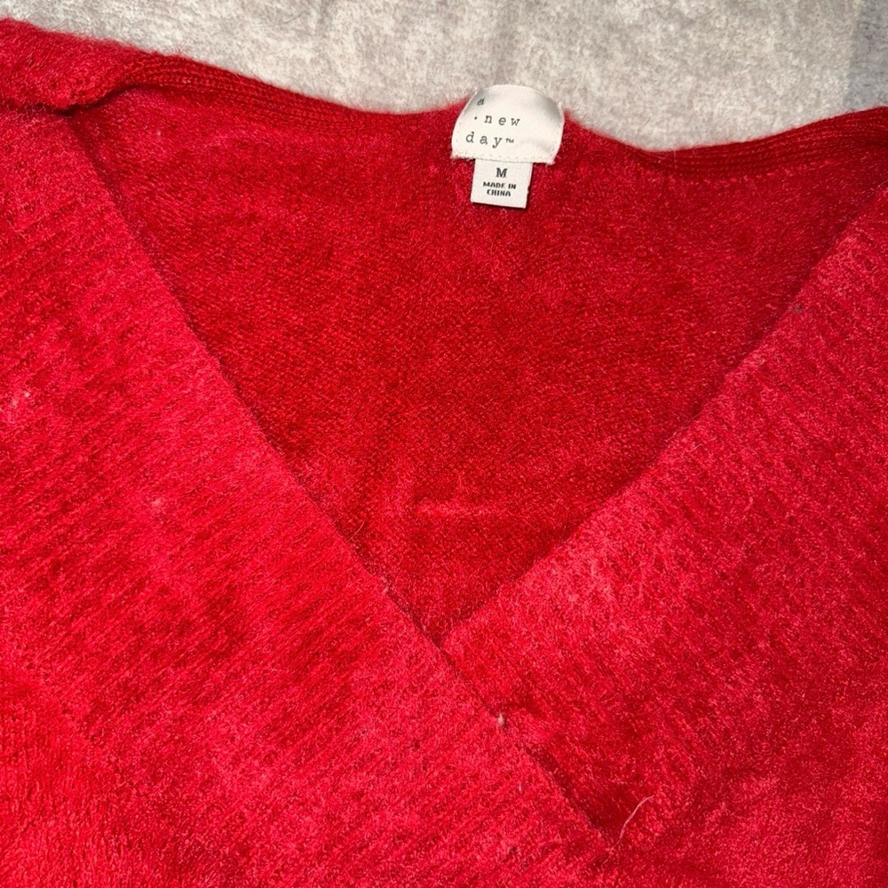 ❤️ A New Day Red Fuzzy V-Neck Sweater | Women’s Medium ❤️ - Picture 3 of 3